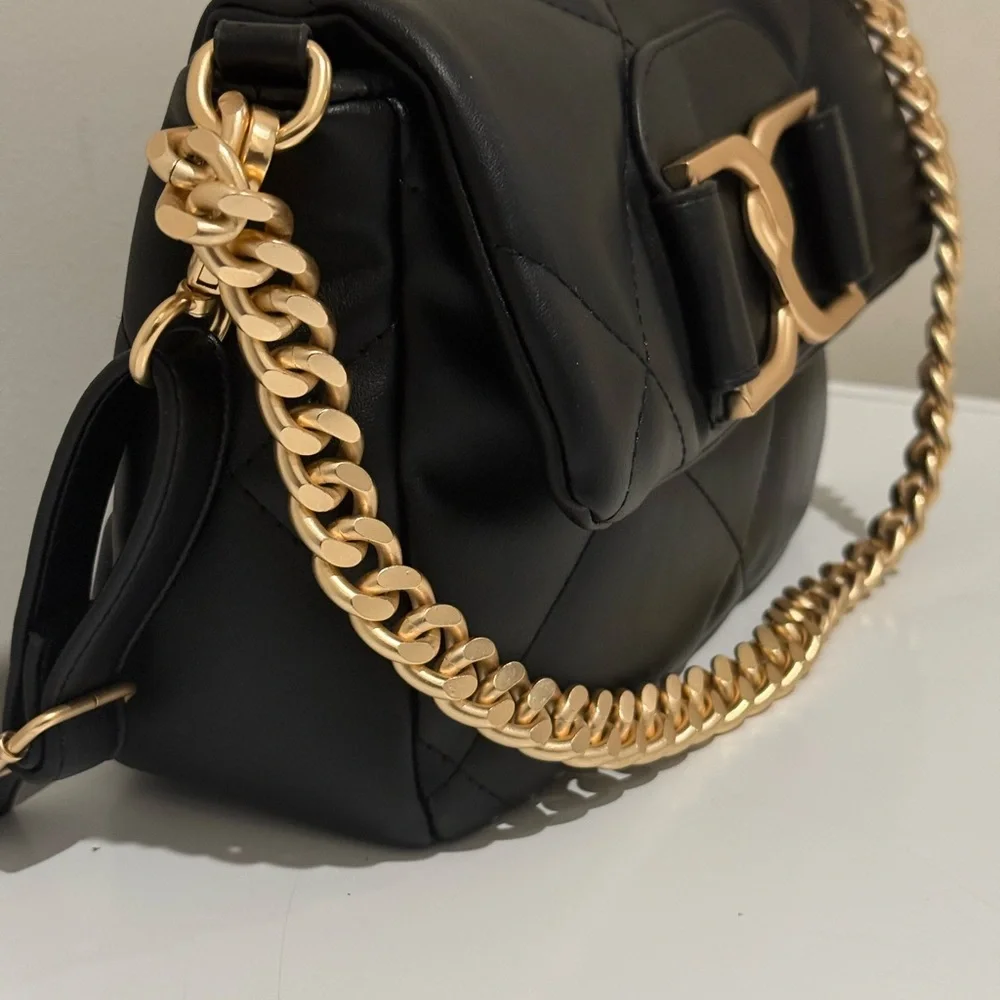 Jessica Simpson Black Crossbody Bag - Picture 2 of 4